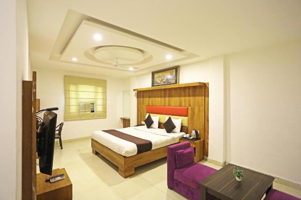 Hotel Urban Luxury Neu-Delhi Exterior foto